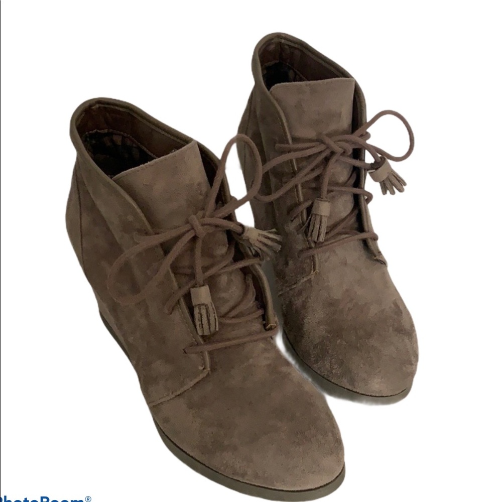 Madden Girl Dallyy Wedge Ankle Booties Sz 9M